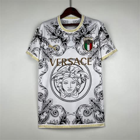 white italy versace kit